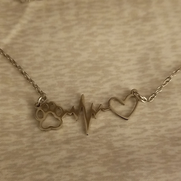 Silver Heartbeat Paw Necklace - Picture 1 of 4